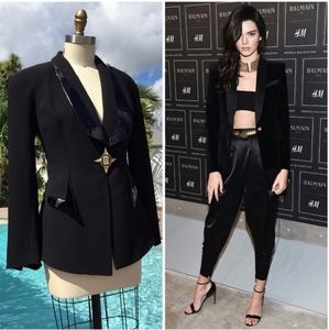 AlBerTo MaKaLi ♠️💛 VinTaGe ChiC BlaZer 🎩